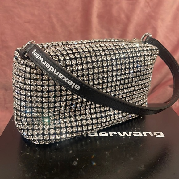 COPY - Alexander wang heiress pouch in rhinestone mesh - Picture 3 of 3